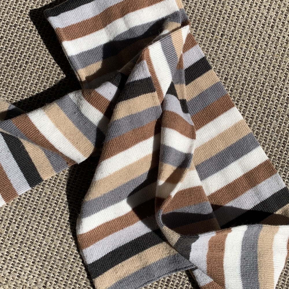 Gap-Scarf ⛄️ - Picture 5 of 5